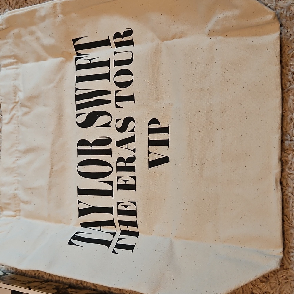 Taylor Swift The Eras Tour VIP box - Picture 14 of 16